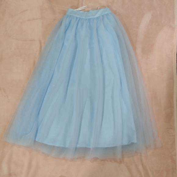 Prom Dress / Bridesmaid Dress - Picture 7 of 8